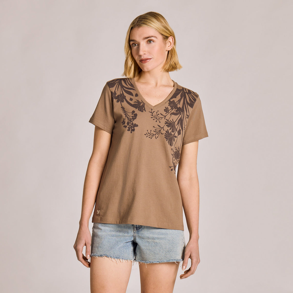 Women's Breezy Wildflowers Short Sleeve Crusher Vee product image 1
