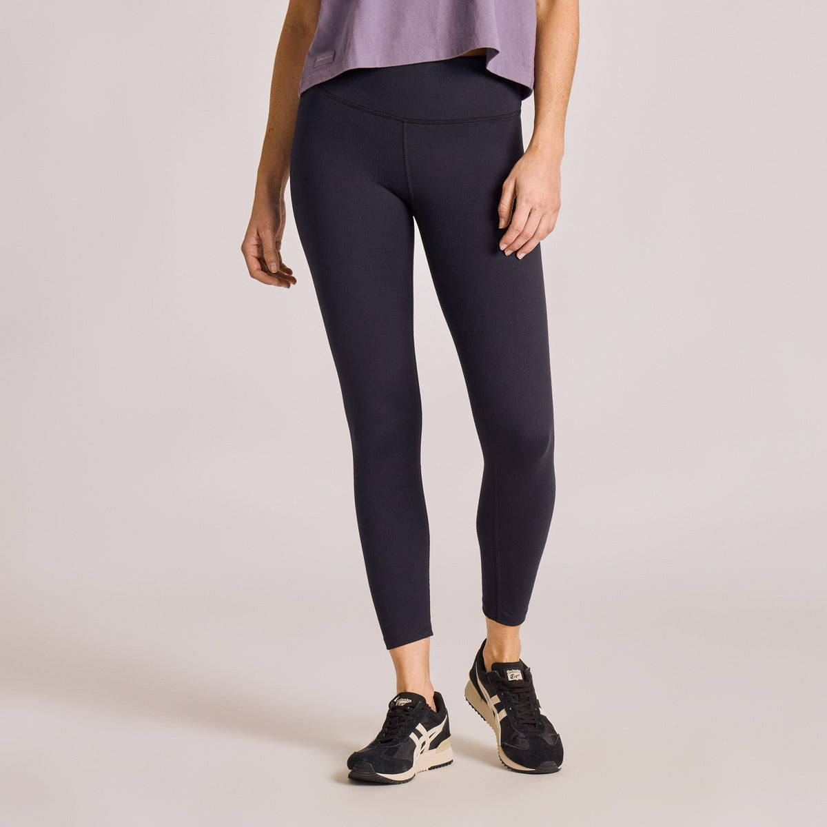 Women's Solid Good Move Legging product image 1